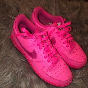 All pink Air Force 1